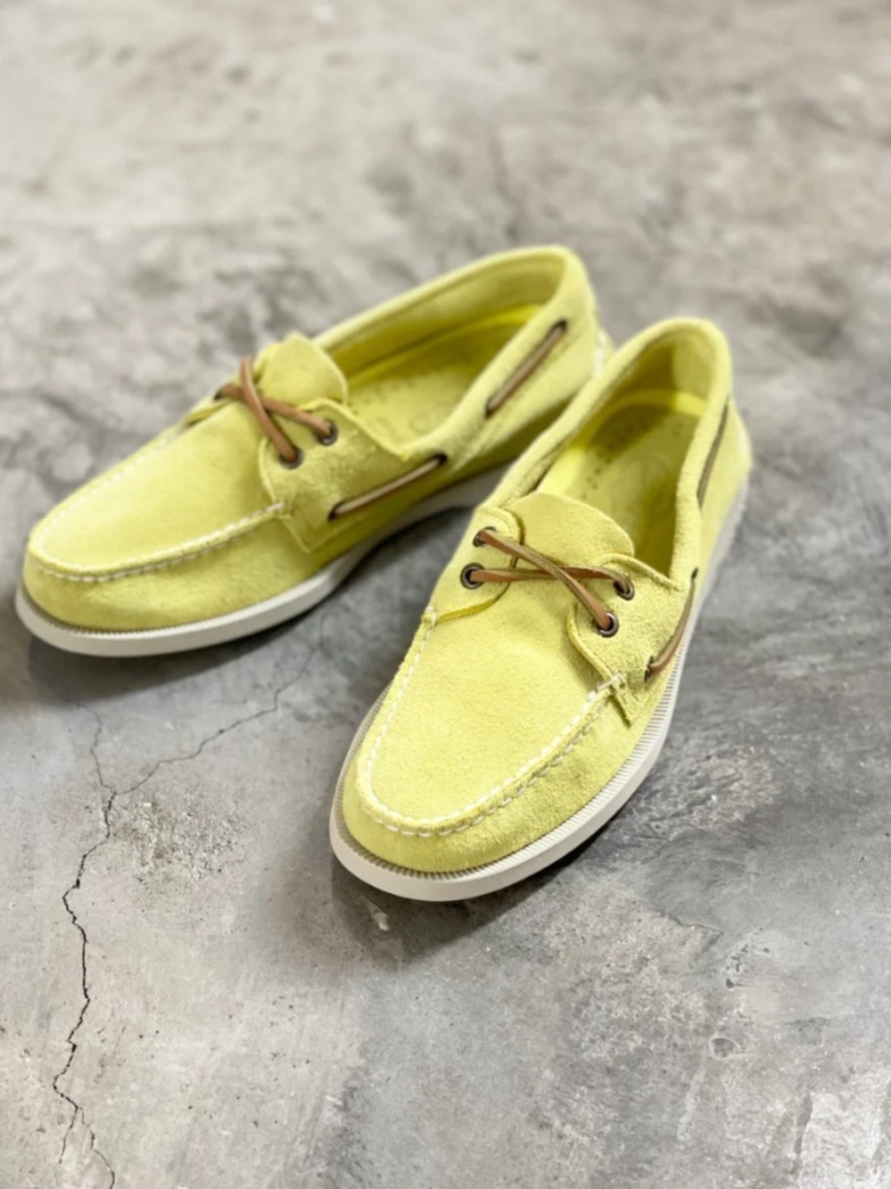 Rare butter Sperry Top-Sider] SUEDE DECK SHOES | YELLOW $200 spring men’s